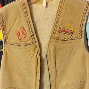 cute embrodered Disney Pocahontas vest like new size XL